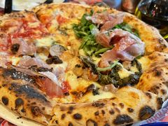 四季披萨-BOTTEGA意库(中骏世界城店)
