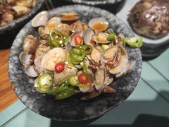 -八月美食小馆(银泰城总店)