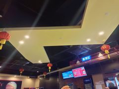 -中影荟星激光影城(西丽店)