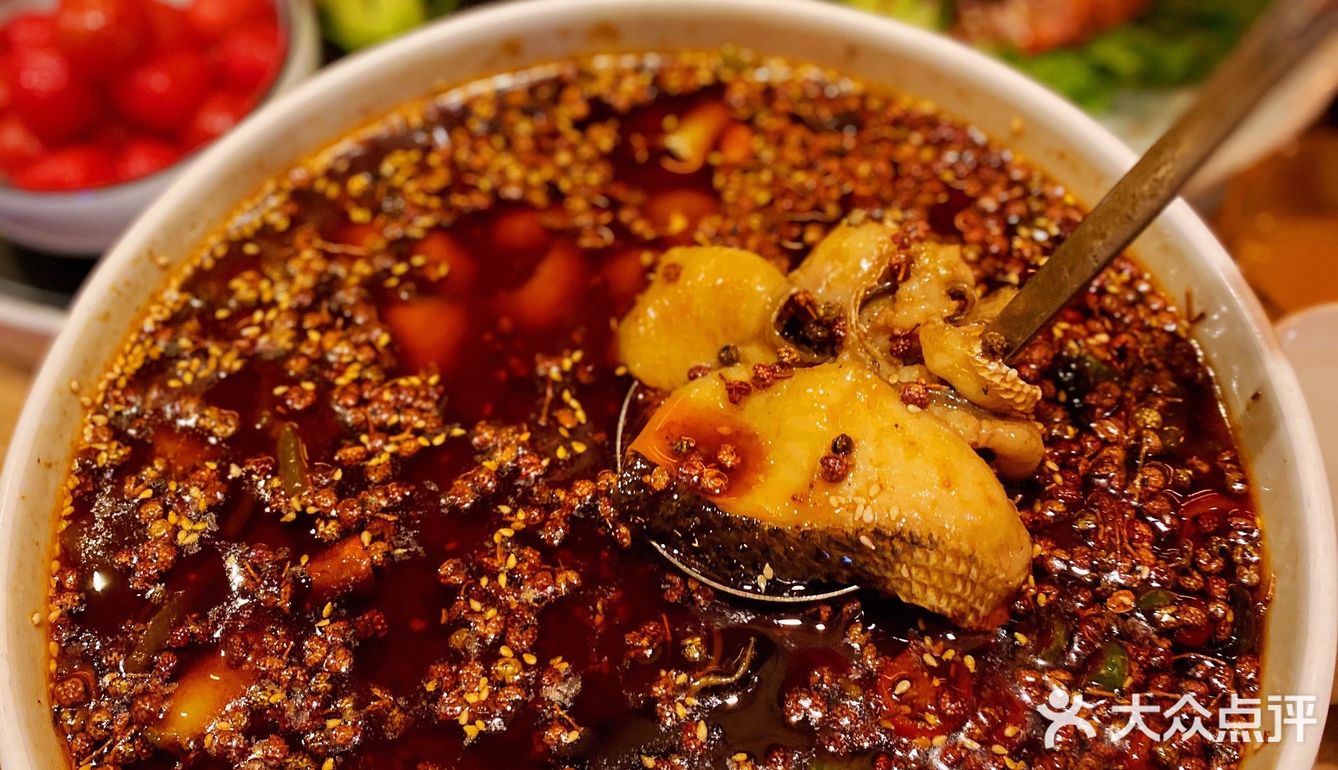 [种草]西安必打卡的网红餐厅酒吧🍷音乐🎶与美食同在
