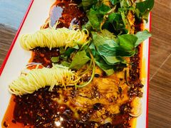 -有红鸡毛店·川菜(建设路店)