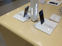 -华为授权体验店(中山公园来福士)