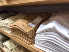 -优衣库(东莞汇一城店)
