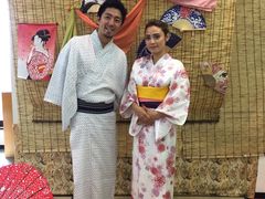 -东京都浅草樱花和服租赁店