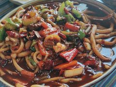-吐尔逊拌面美食