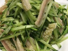 -老码头黑皮肘子锅包肉(赣水路店)