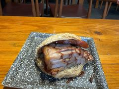 -老天桥酱肉烧饼夹肘子(天桥店)