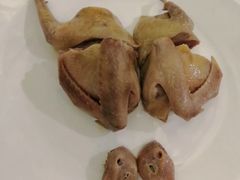 千盐水乳鸽（半只）-狮王府淮扬菜(新街口友谊店)