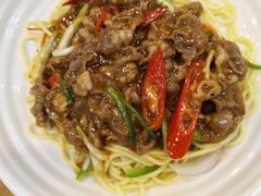 沙茶羊肉炒面-台北楚楚园馅饼粥(虹桥南丰城店)