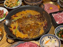 -旧街市鲜货老火锅(大光路店)