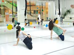 -Jumphai室内蹦极运动