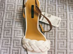 -URBAN REVIVO(西安Momopark店)