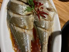 手撕鲈鱼-鲜小岛·铜锅涮肉