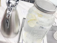 -UNI UNI(环亚凯瑟琳店)