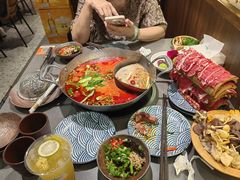 -楠小云·云南鲜菌·鲜牛自助火锅(九眼桥店)