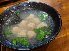 野火馄饨-老东镇啤酒屋海鲜加工·蒸汽海鲜·海鲜烧烤(台东店)