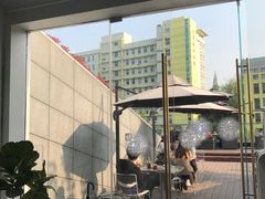 -UNI UNI(环亚凯瑟琳店)