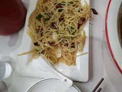-鲁南仔·滕州炒鸡(经三路店)