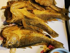 -铭家家宴·海鲜青岛菜·院子餐厅(燕岭路店)