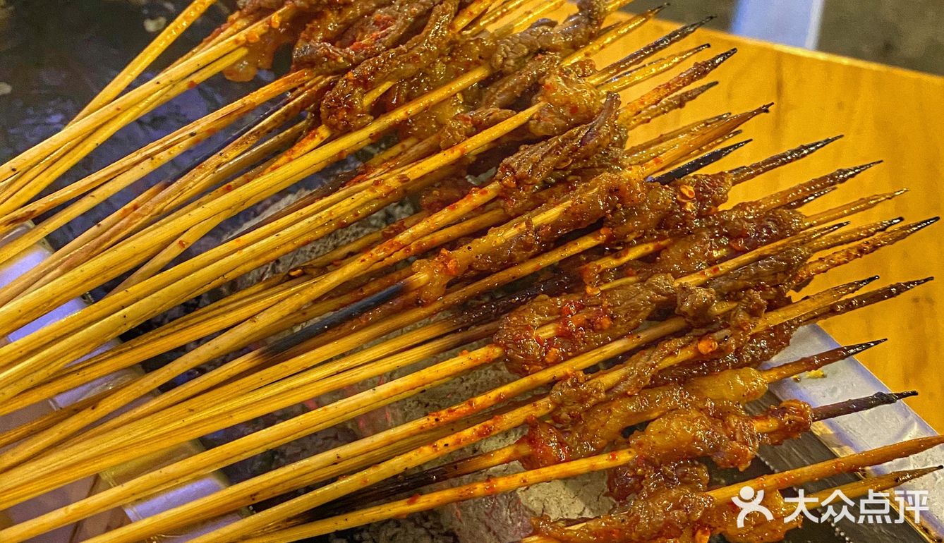 贡井烧烤天花板之流氓牛肉把把烧🔥