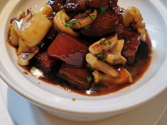 鱿鱼红烧肉-HOMES上海本帮菜(襄阳公园店)