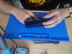 -爱畅享华为苹果手机维修服务(虹口龙之梦店)