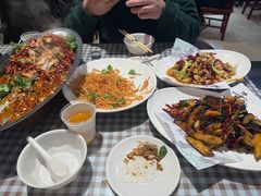 -百味地锅鸡(二店·财校分店)