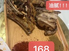 -布尔津河堤夜市