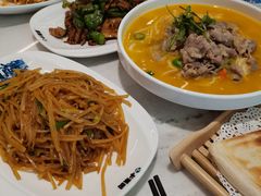 -小菜园新徽菜(南京秦淮龙蟠汇店)