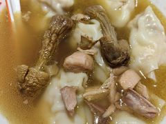 -八二小区抄手(龙湖上城天街店)