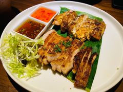 碳烧猪颈肉拼辣鸡-星叶·东南亚料理(宁波万象汇店)