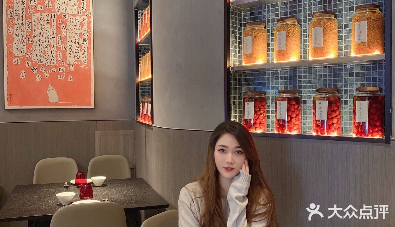 超有情调的湘菜馆，辣味很地道｜子小馆·湘