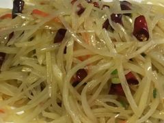 酸辣土豆丝-回家湘菜馆(浮山后店)