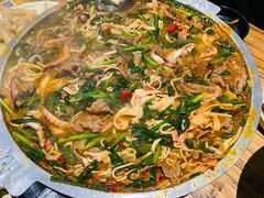 牛肉八带蟹棒鱼饼综合锅-京玉菲饭店(李村店)