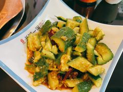 拍黄瓜-鱼教头石泉老街石锅鱼(高新店)