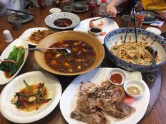 -秦唐一号西安菜馆(钟楼店)