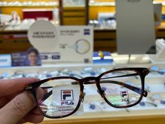 -优医视平价眼镜蔡司依视路折扣工厂店(十里堡店)