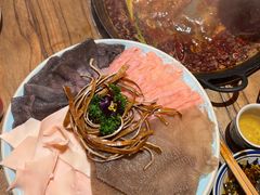 -旧街市鲜货老火锅(大光路店)