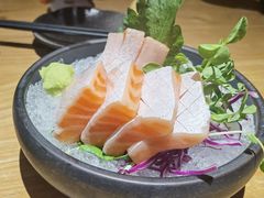 三文鱼刺身-Hatsune隐泉日式料理(SKP店)