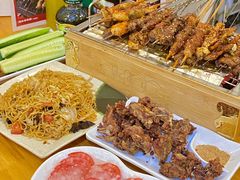 -烤满分·东北烧烤(首经贸店)