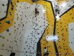 -问山MountQuest攀岩馆