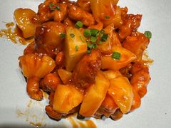 -蜜桃餐厅·伴山(湖滨商业街店)