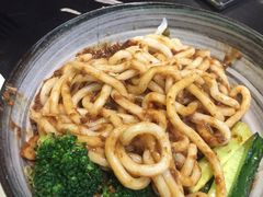飘香牛肉酱乌冬面-野萃山·潮汕厚果汁(十亩地店)