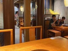 -呷哺呷哺(普陀乐购真北店)