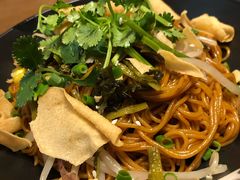 -拾味馆·浓鲜骨汤(光谷天地店)