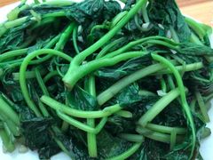 炒地瓜叶-灵山卢梅燕粉店