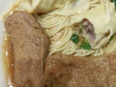 -牛吃草牛肉面(甬港南路店)