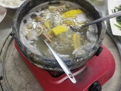 -墨脱石锅椰子鸡•香草鸭•东山羊(大东海店)