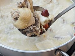 -煲王粤菜餐厅(中侨中心店)
