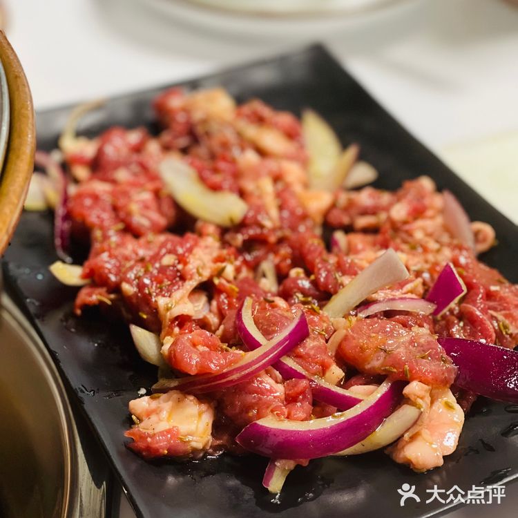 整整排了2小时‼️东北烤肉界的扛把子[胜利]